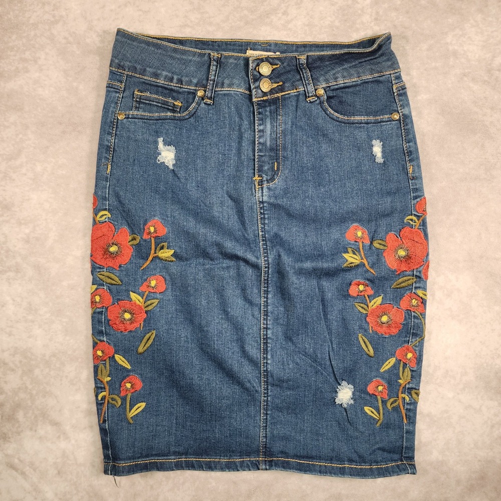 Sandpiper Womens‎ Size 6 Floral Embroidered Distressed Denim Pencil Skirt Blue